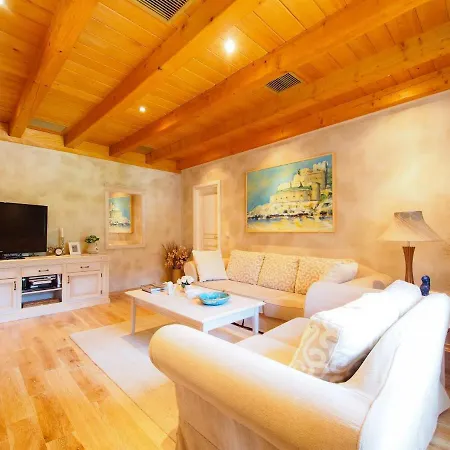 Beautiful Casa Real *